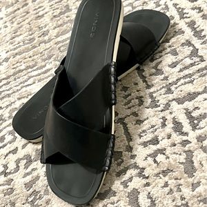 VINCE women’s flats sandals slides, black leather size 9.